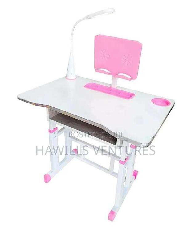 Kid's Learning Table Chair · Photo 1