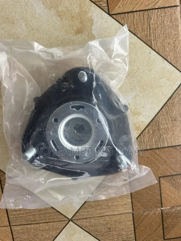 Toyota Voxy Top Pad · Photo 1
