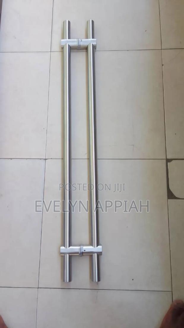 3ft Adjustable Stainless Steel Pull Handle · Photo 1