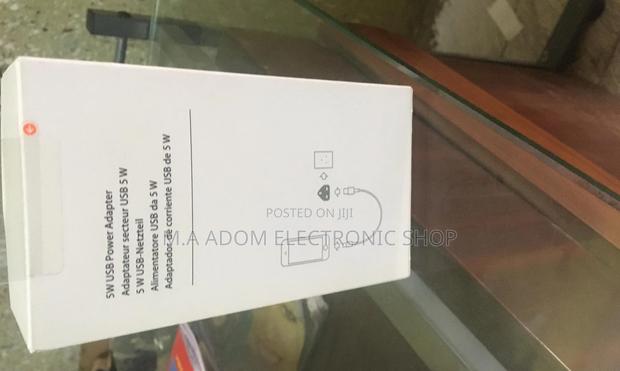 Original iPhone Charger · Photo 2