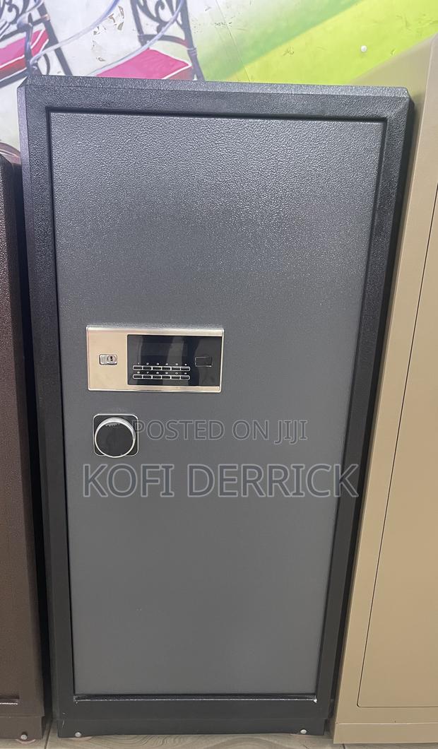Safe - Safe Deposit Box - Fireproof Safe · Photo 4