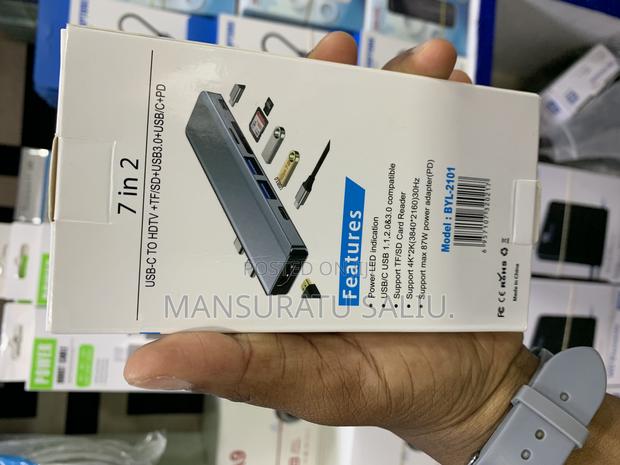Type-C Adapter 7 in 2 · Photo 3