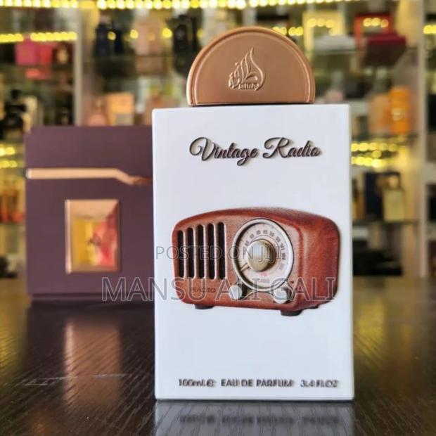 Lattafa Vintage Radio · Photo 2