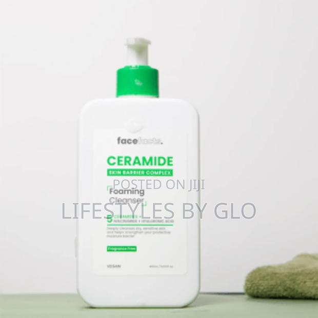 Face Facts Ceramide Foaming Cleanser 400ml · Photo 2