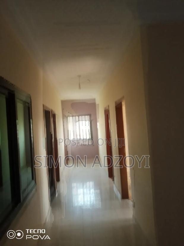 Furnished 8bdrm Mansion in Accra, Ga East Municipal for sale · Photo 4
