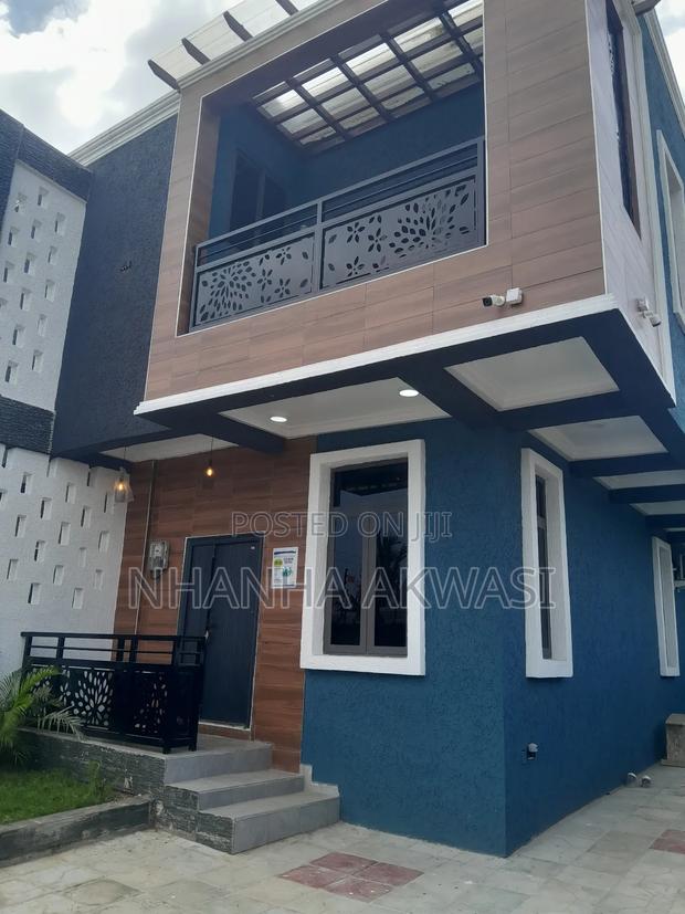 Furnished 2bdrm Apartment in Community 24, Tema Metropolitan for rent · Photo 3
