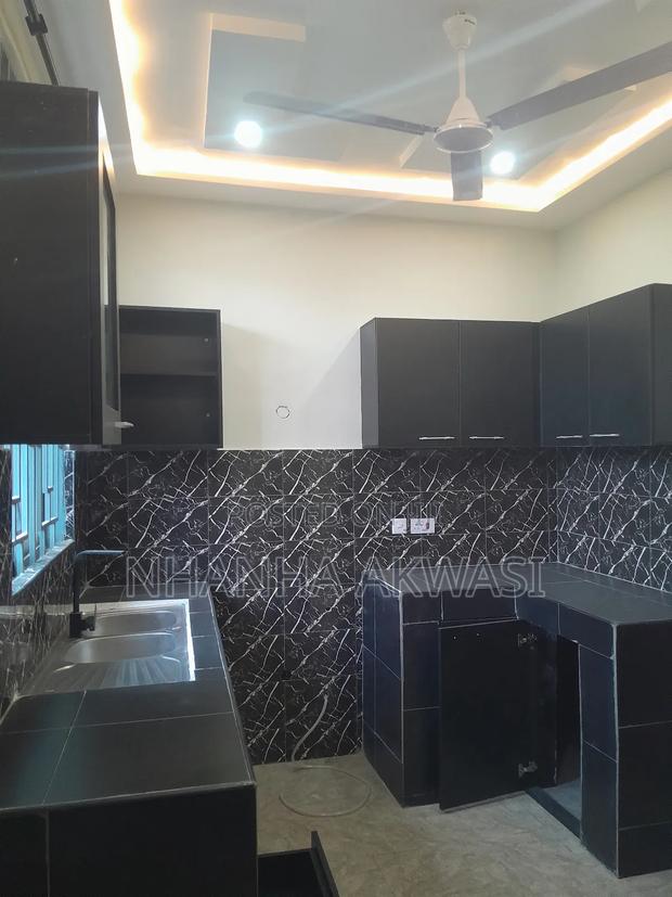 Furnished 2bdrm Apartment in Community 24, Tema Metropolitan for rent · Photo 7