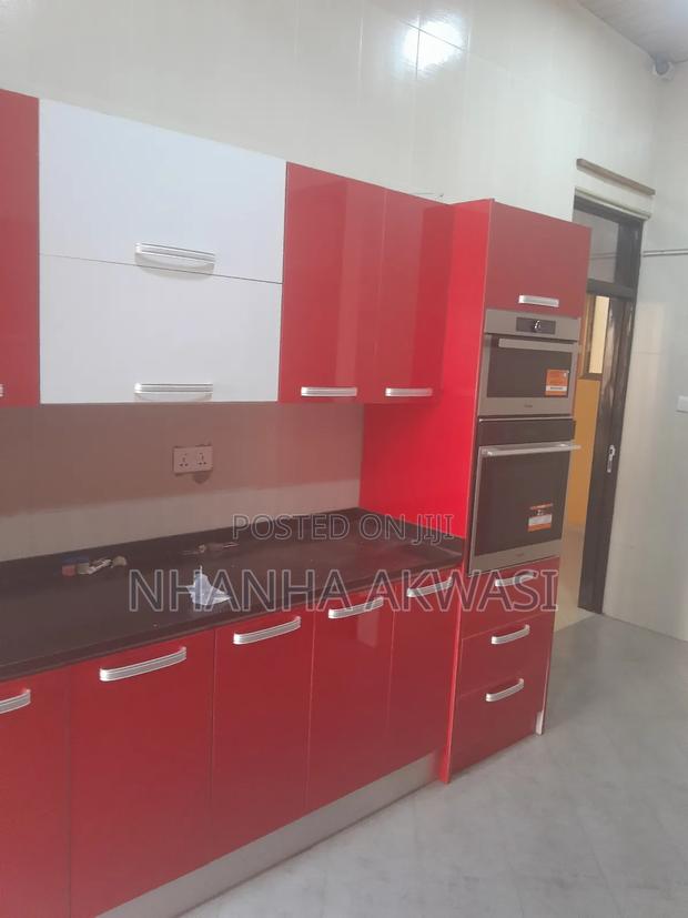 Furnished 5bdrm House in Klagon Police 🚔, Tema Metropolitan for rent · Photo 8