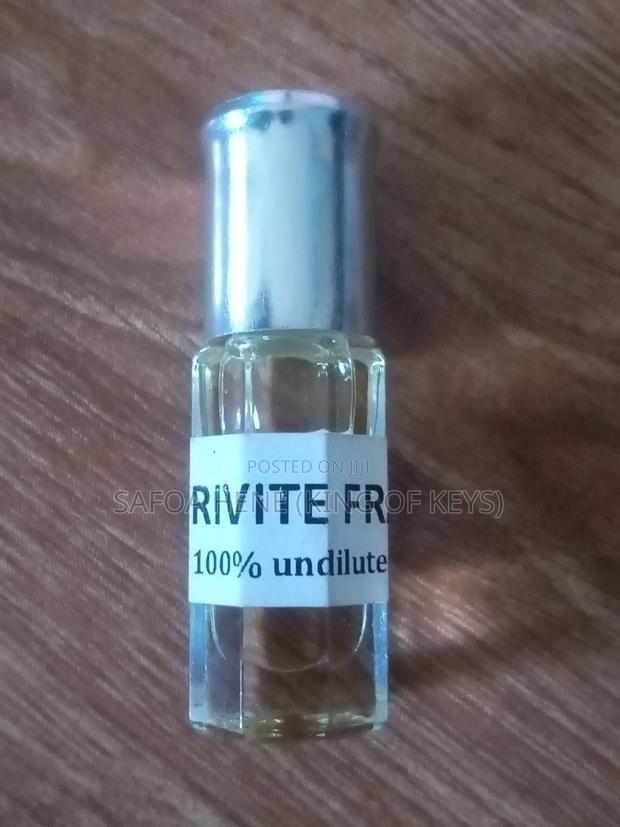 Undiluted Oil Perfumes · Photo 1