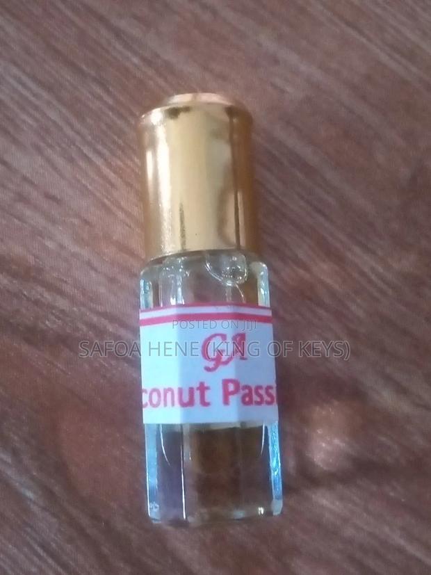 Undiluted Oil Perfumes · Photo 3