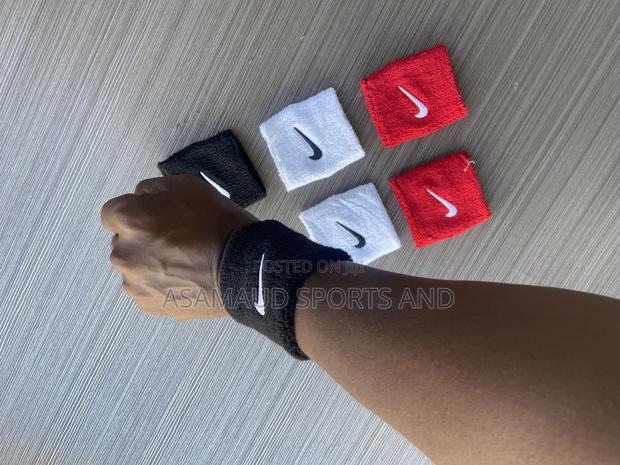 Original Sweat Hand Band Available at Cool Price · Photo 2