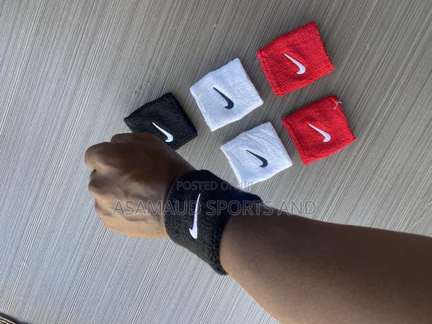 Original Sweat Hand Band Available at Cool Price · Photo 3