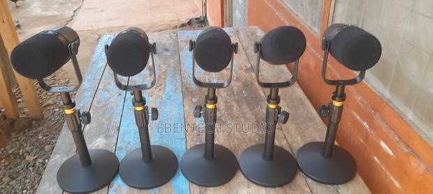 Podcast AMD Vocal Microphones for Rent · Photo 3