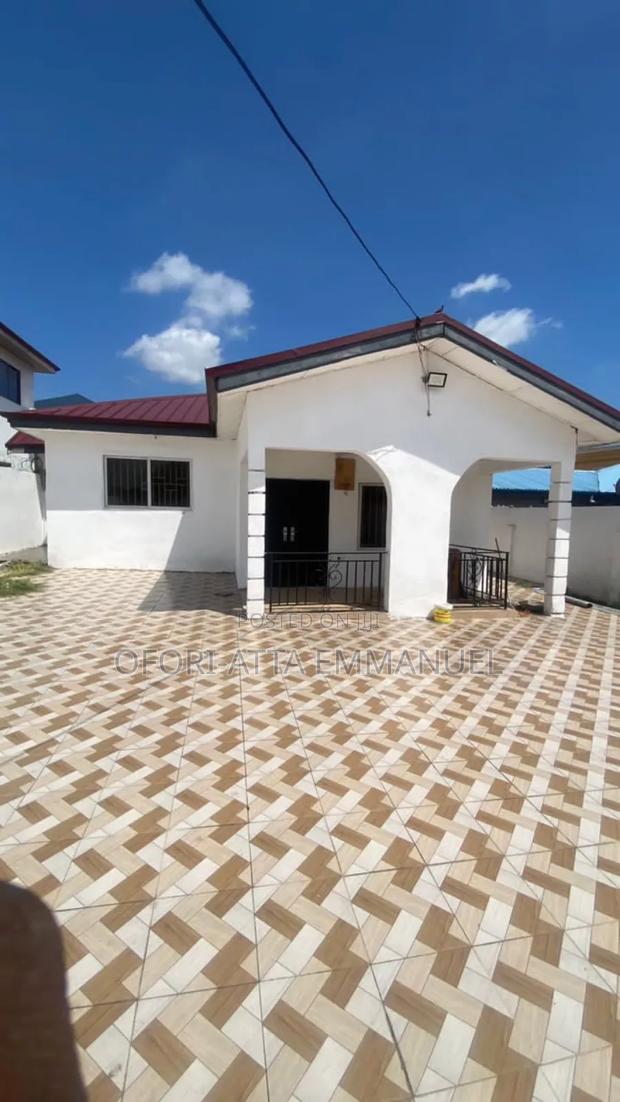 3bdrm House in West Legon, Presby Church Area for rent · Photo 3