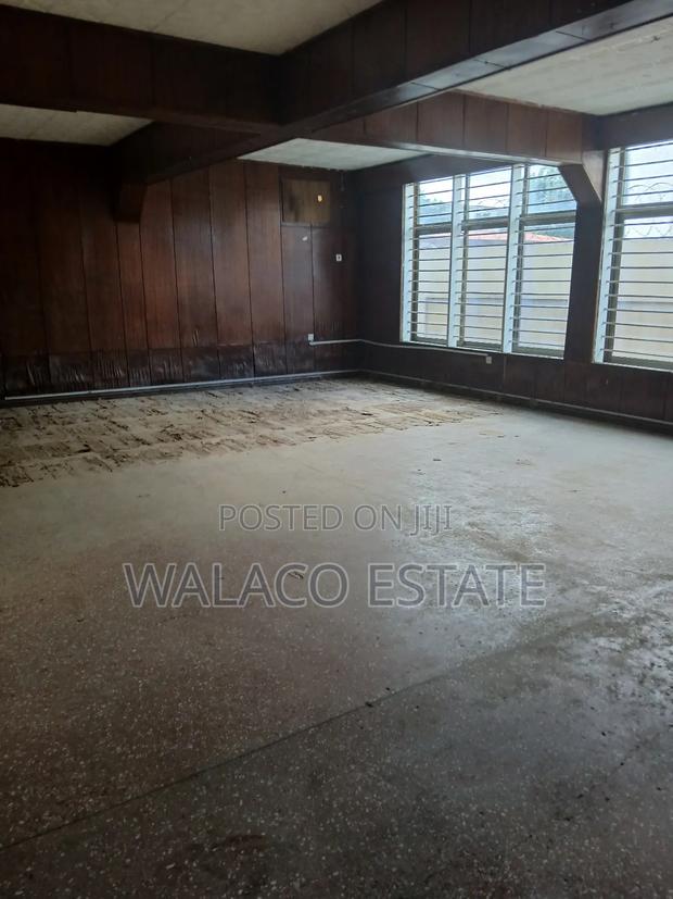 250 Square Metre Warehouse for Rent · Photo 8