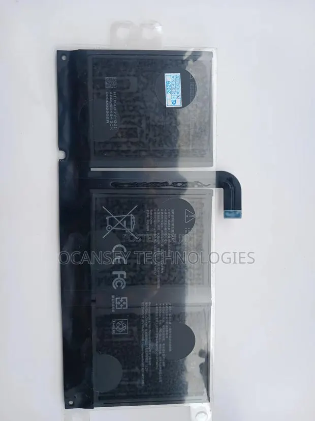 Original Micro Surface Pro 8 Battery 1982 1983 96BTA016H. 96BTA015H · Photo 1