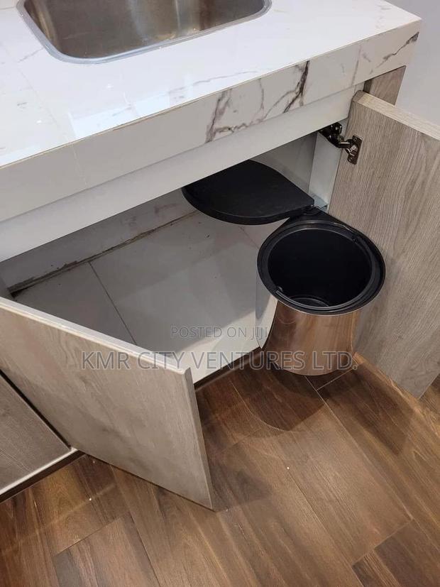 Cabinet Dustbin(Promo) · Photo 3