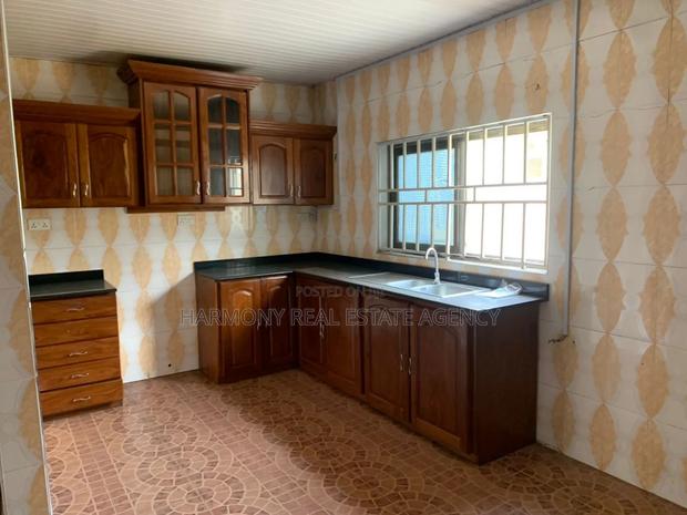 4bdrm House in Achimota for rent · Photo 8
