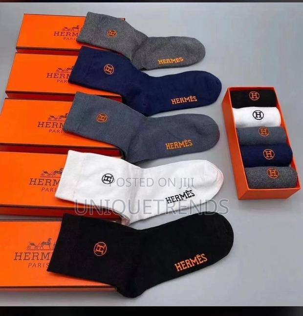 Branded Quality 5 in 1 Socks Set · Photo 6