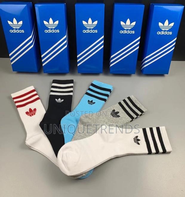 Branded Quality 5 in 1 Socks Set · Photo 1