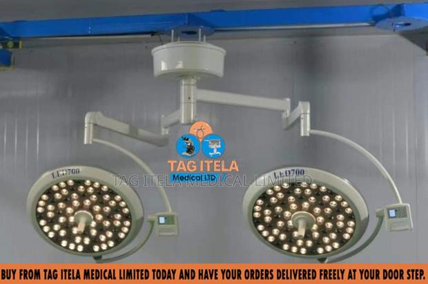 Surgical Operating Light (Double) · Photo 3