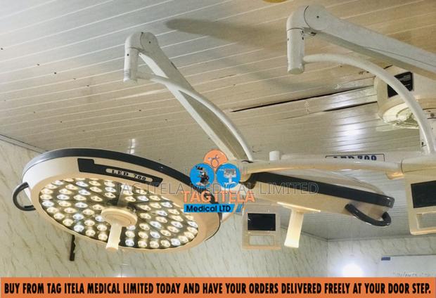 Surgical Operating Light (Double) · Photo 4