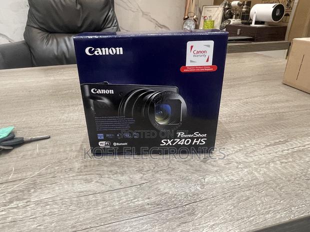 Boasting 20.3MP CMOS Sensor Canon Powershot SX740 HS Camera · Photo 1