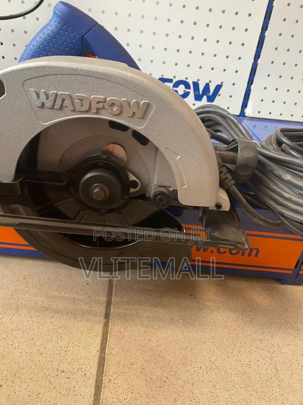 WADFOW Circular Saw - WCW1512001 · Photo 1