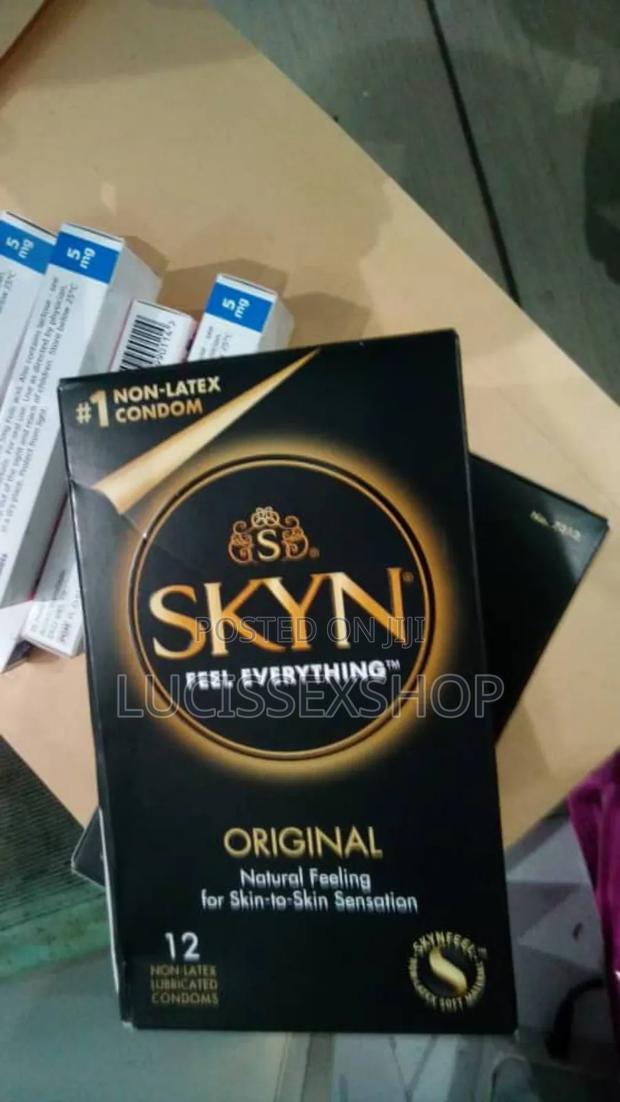 Skyn Non Latex Condoms (12 in a Pack) · Photo 1