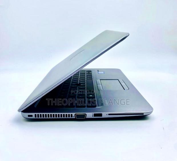 New Laptop HP EliteBook 820 G3 8GB Intel Core i5 SSD 128GB · Photo 2