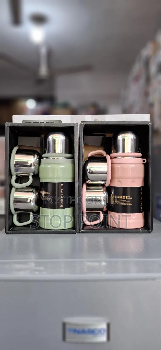 Durable Vacuum Flask Set · Photo 5
