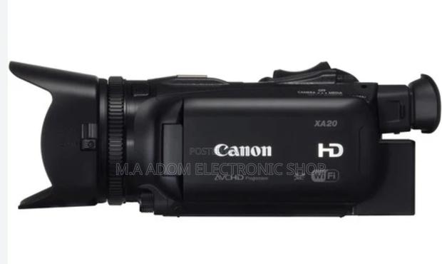 Canon Xa 20 Professional HD Camcorder · Photo 1