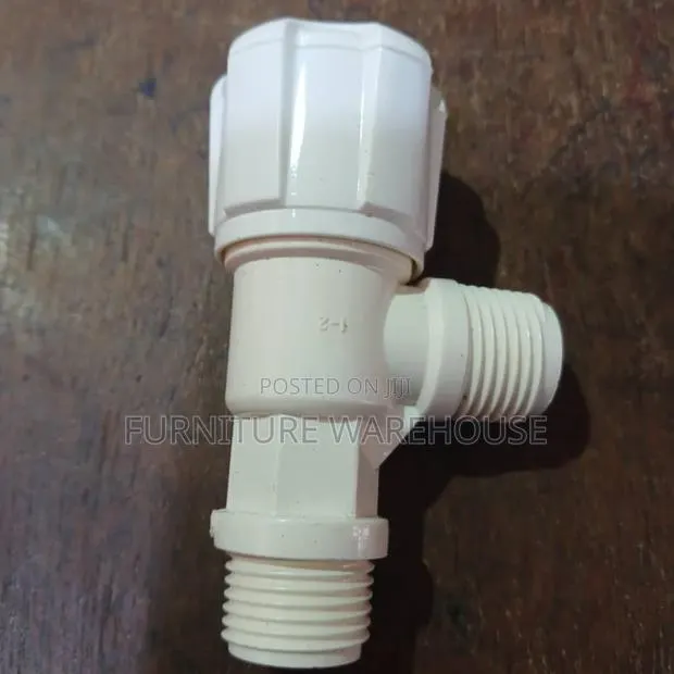 Plastic Angle Valve · Photo 1