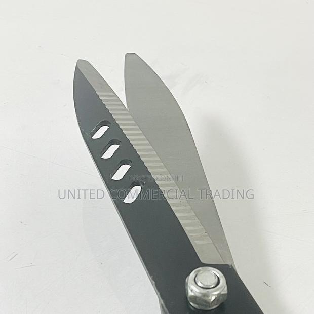 Adjustable Edge · Photo 2