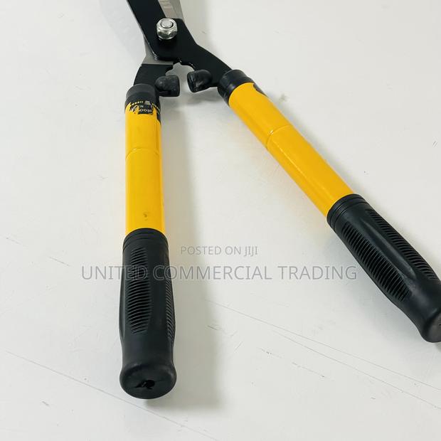 Adjustable Edge · Photo 7