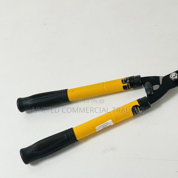 Adjustable Edge · Photo 3
