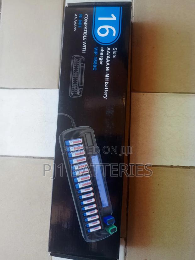 AA, AAA, 9V Battery Charger16 Slot Aa, Aaa and 9v Charger · Photo 2