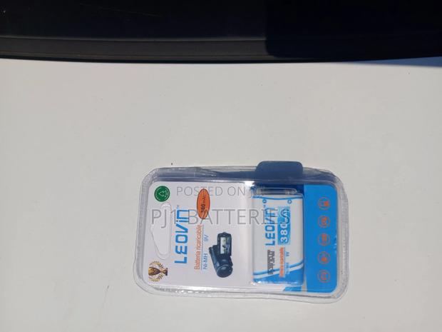 9v Leovit Recharge Battery · Photo 1