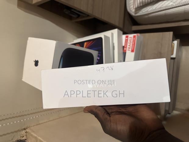 Apple Watch Series 10 46mm · Photo 1
