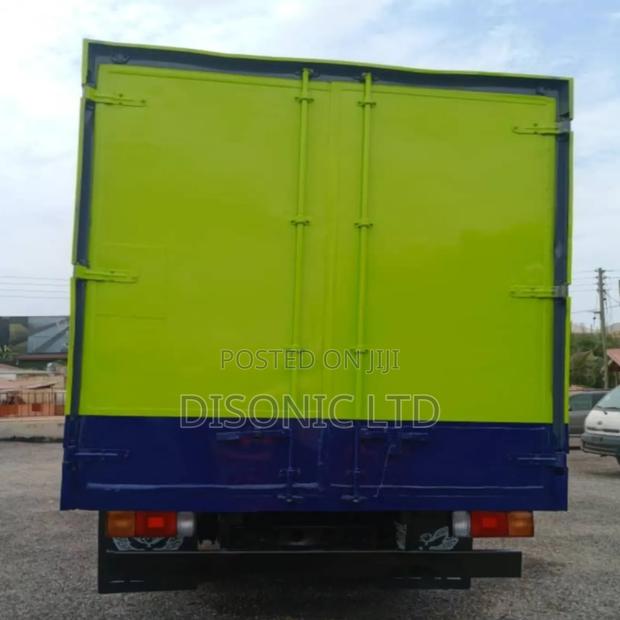 Hyundai County 2004 Green · Photo 4
