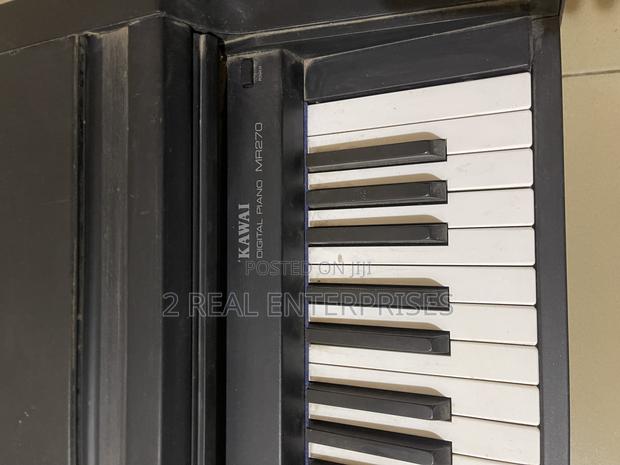Kawai Professional Digital Piano With MIDI MR270 88 Keys USA · Photo 4