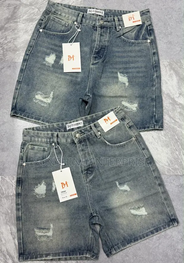 Quality Short Jeans · Photo 1