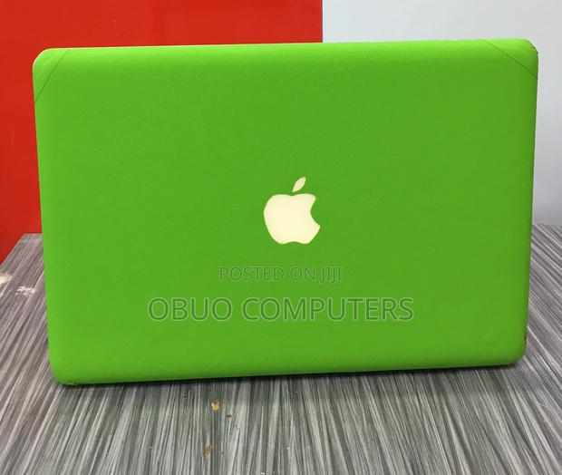 Laptop Apple MacBook Pro 4GB Intel Core 2 Duo HDD 500GB · Photo 2