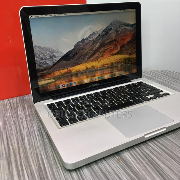Laptop Apple MacBook Pro 4GB Intel Core 2 Duo HDD 500GB · Photo 3