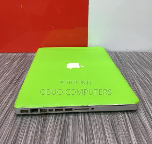 Laptop Apple MacBook Pro 4GB Intel Core 2 Duo HDD 500GB · Photo 4