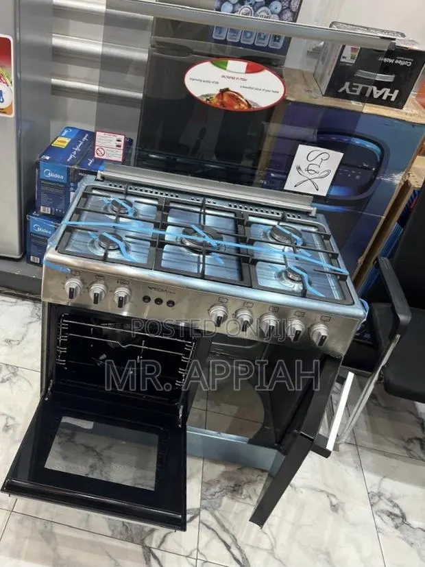 Get Durable Mediatech 60x90cm Glass Lid 5 Burner(Gray). · Photo 1
