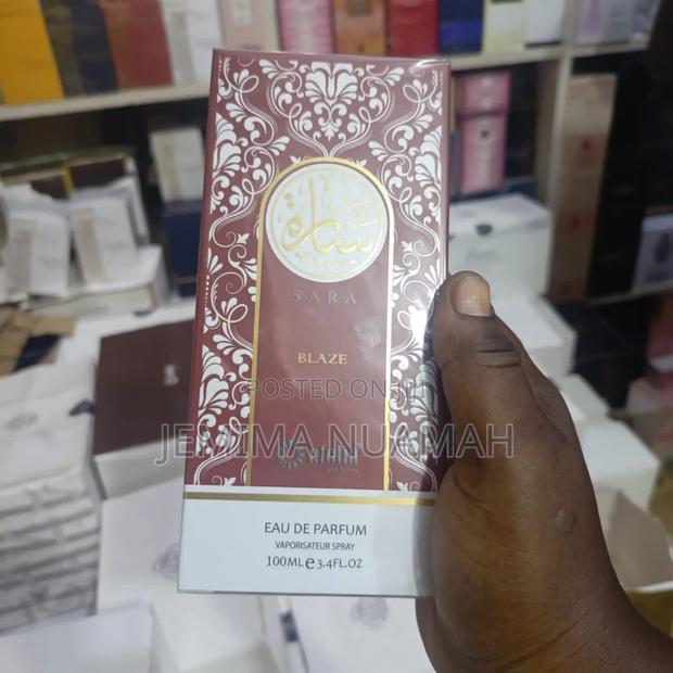 Sara Blaze Perfume · Photo 1