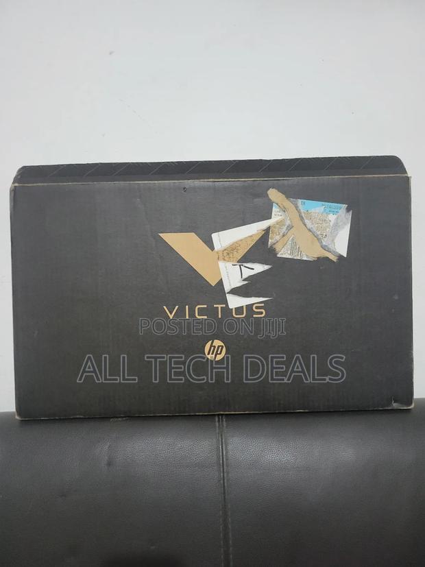 New Laptop HP Victus 15 8GB Intel SSD 512GB · Photo 2