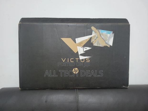 New Laptop HP Victus 15 8GB Intel SSD 512GB · Photo 3