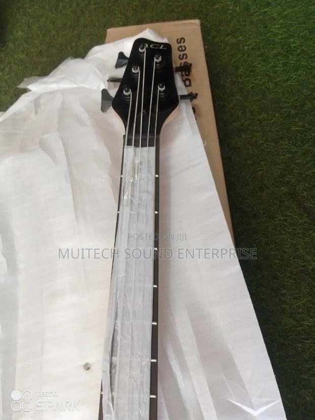 Acl Active Base Guitar · Photo 3